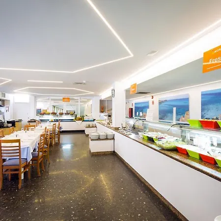 Hyde Ibiza 3* كالا يونغا